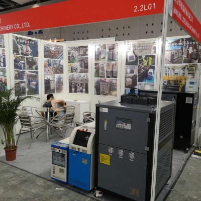南京冷水機，南京風式冷水機，南京