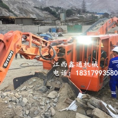 江西鑫通履帶扒渣機品質好，履帶扒