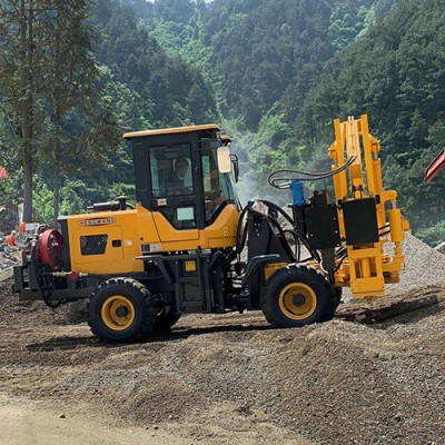 裝載式護欄打樁機 高速公路打樁機 