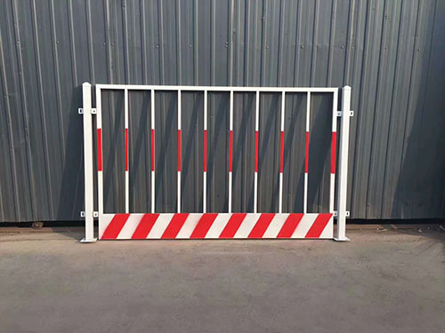 水泥防護柵欄模具