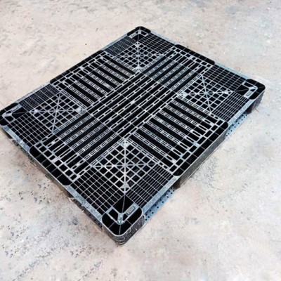 廠家直銷塑料托盤(pán)，與叉車、貨架等