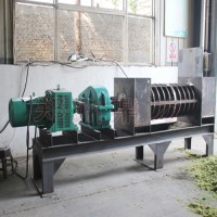茶葉渣怎么脫水,用螺旋擠壓脫水機脫除茶渣水分成本低-鄭州鼎力